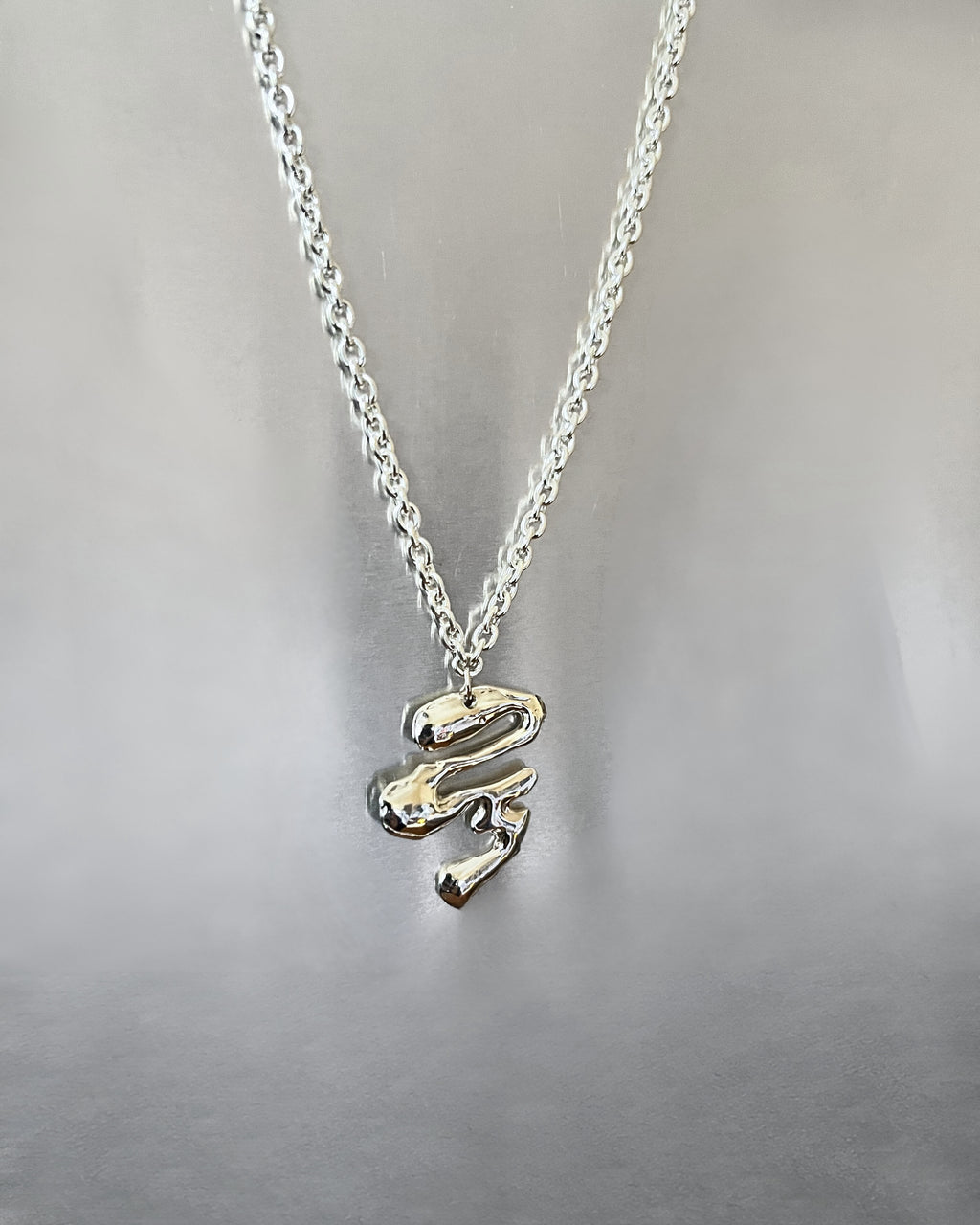 NYXIE NECKLACE