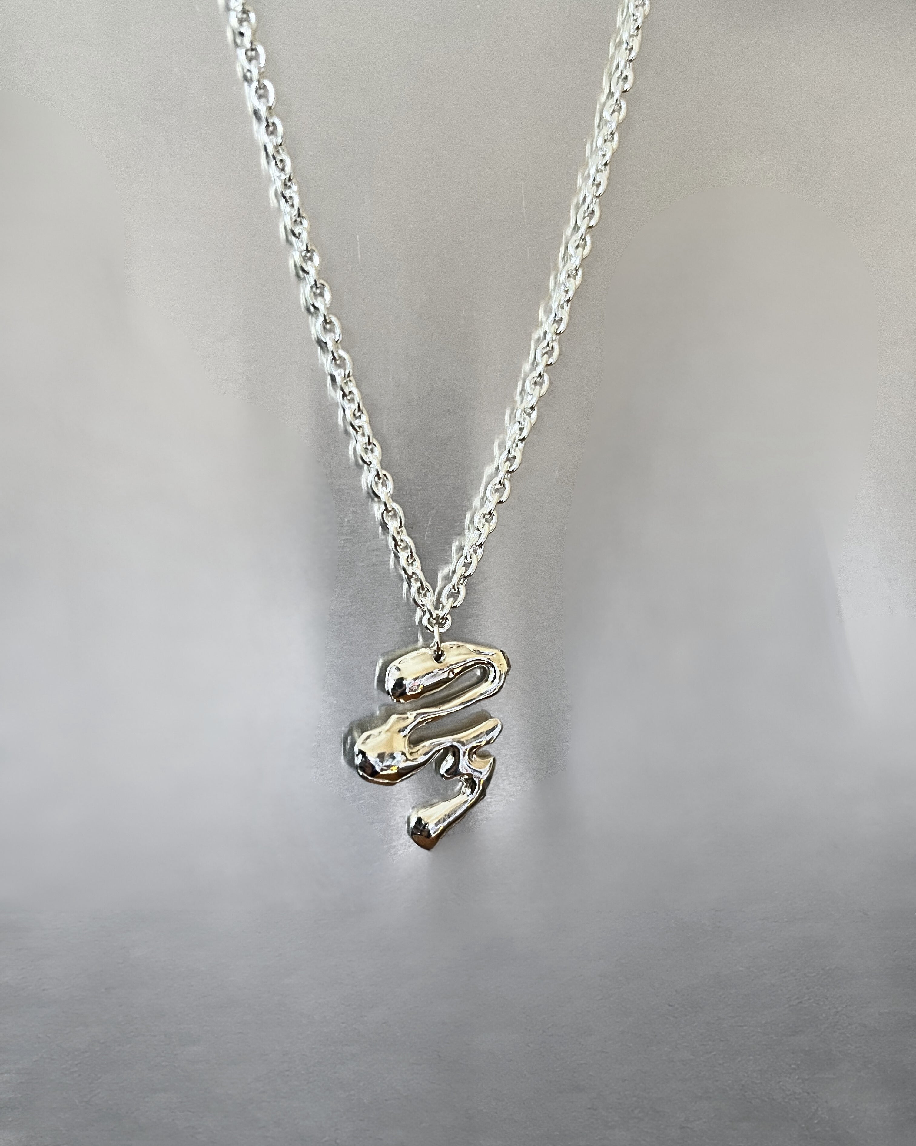 NYXIE NECKLACE