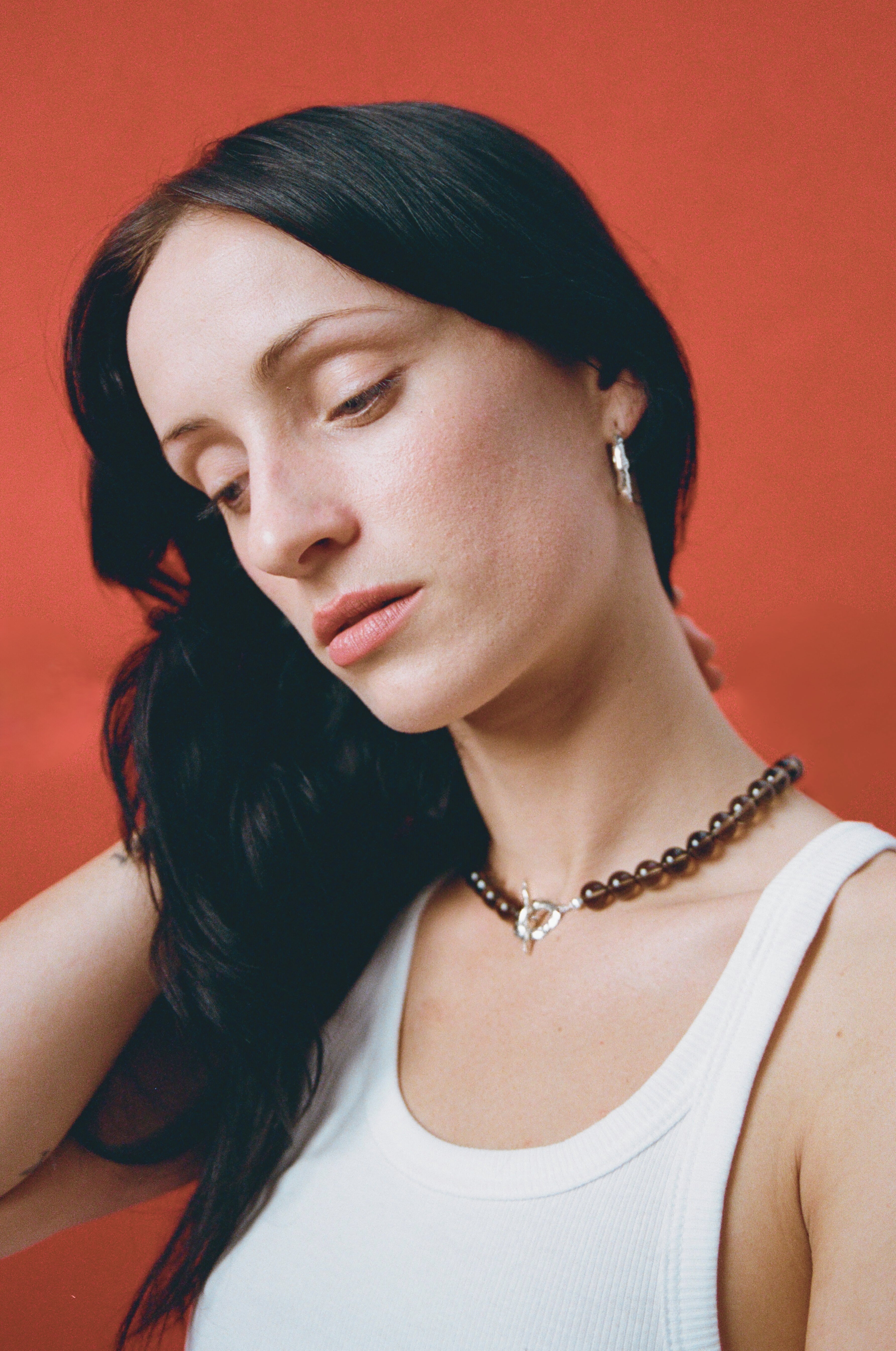 GOUTTE FUMÉ TOGGLE NECKLACE