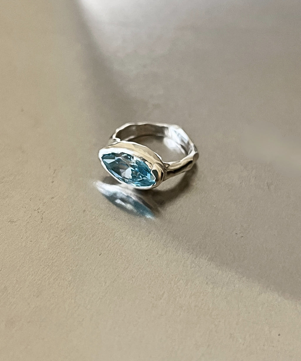 ONE-OFF RING NO.3